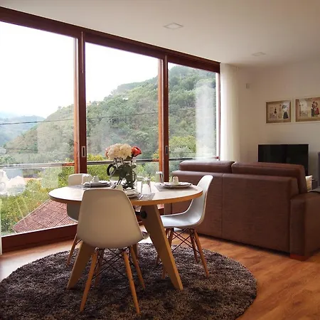 Casas Da Lola - Mourao * Ermelo (Viana do Castelo)