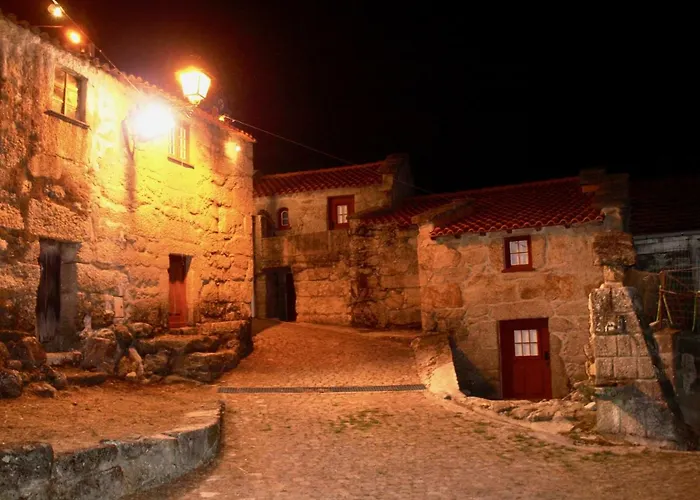 Casas Da Lola - Mourao *