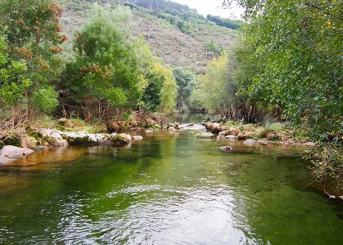 Casas Da Lola - Mourao Ermelo (Viana do Castelo)